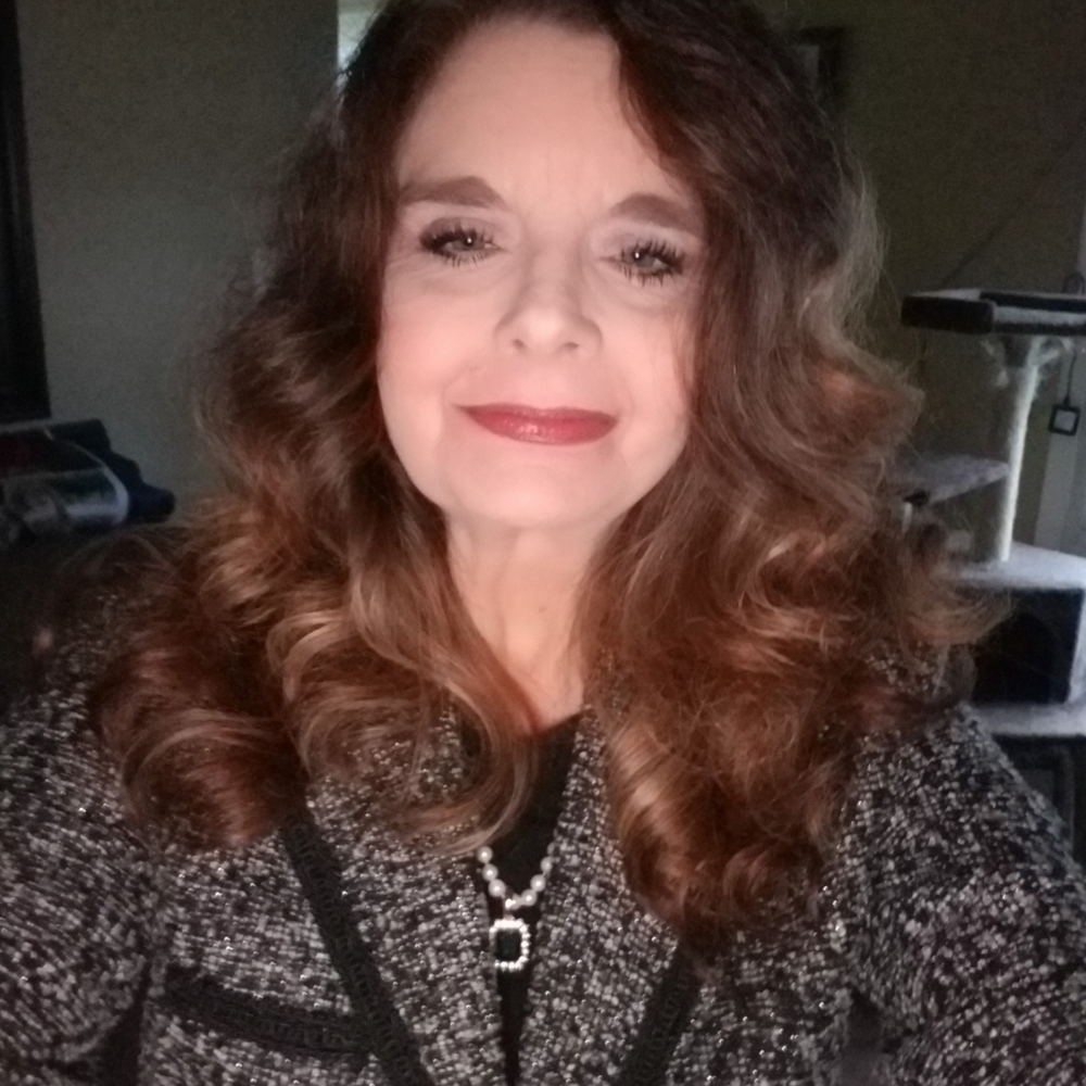Meet your Posher, Michele